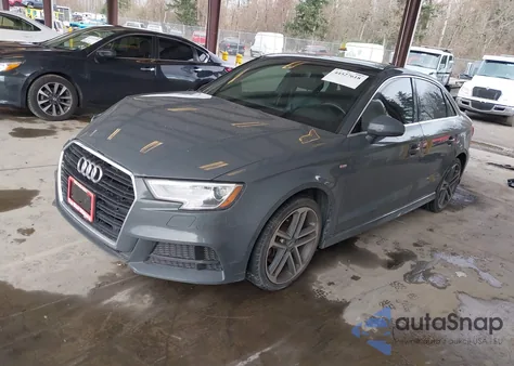 2017 Audi A3 2.0T Premium из США, поврежденный, VIN WAUGUGFF2H1025606